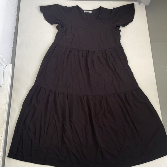 Airisa Women’s Black V-Neck Flutter Sleeve Tiered Cotton Midi Dress Sundress M/L - Picture 11 of 14